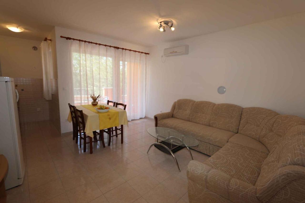 Apartments In Silo/Insel Krk 13430 מראה חיצוני תמונה
