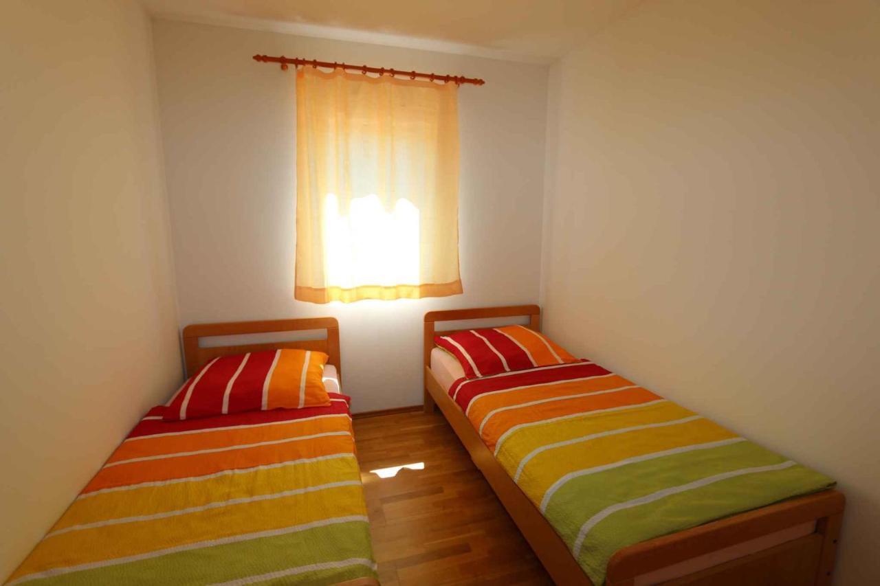 Apartments In Silo/Insel Krk 13430 מראה חיצוני תמונה