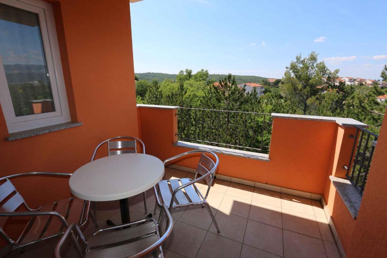 Apartments In Silo/Insel Krk 13430 מראה חיצוני תמונה