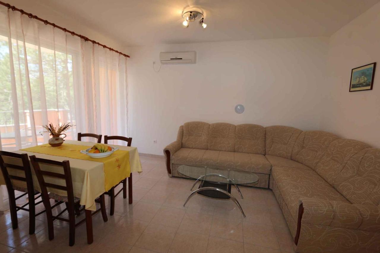 Apartments In Silo/Insel Krk 13430 מראה חיצוני תמונה