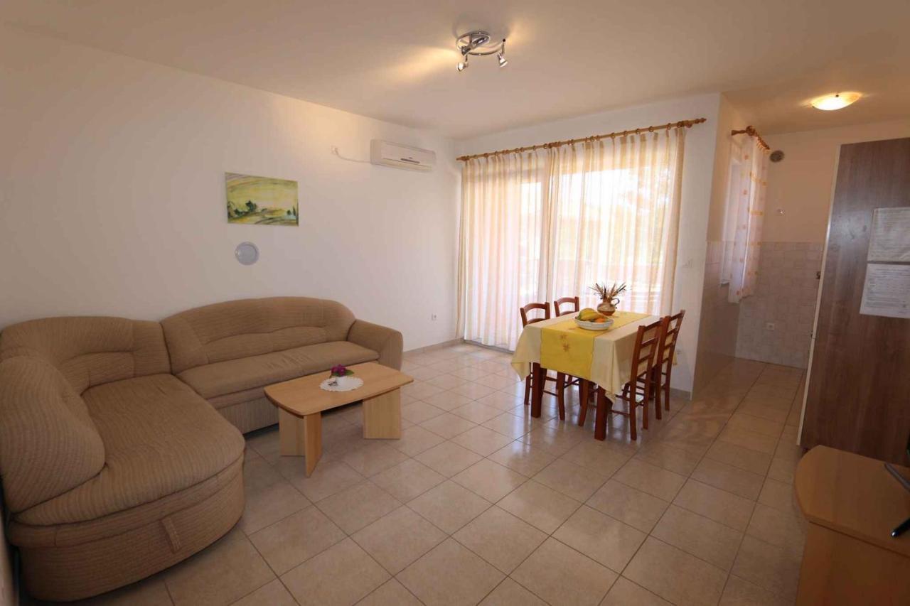 Apartments In Silo/Insel Krk 13430 חדר תמונה